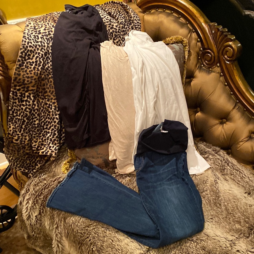 Sold! Medium maternity bundle